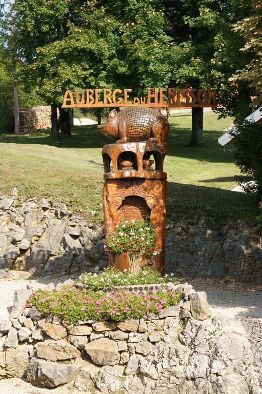 Auberge Du Herisson La Chaux-du-Dombief Dış mekan fotoğraf